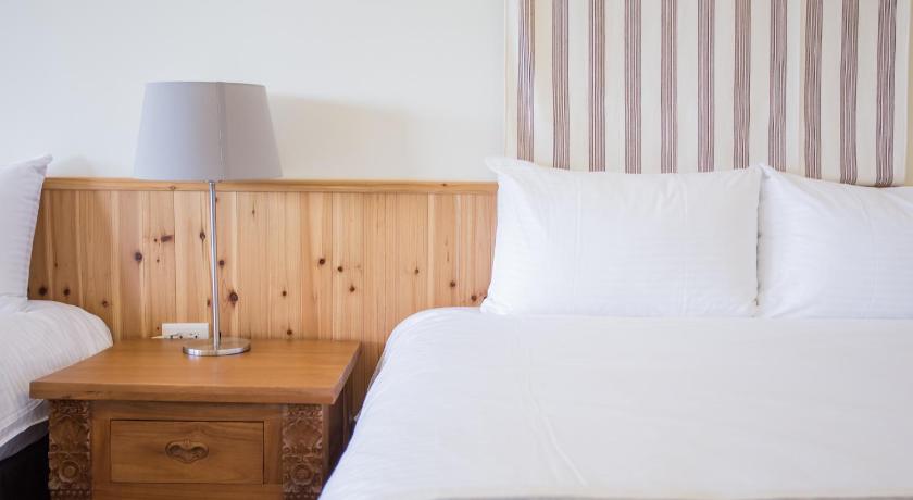 Image of Deluxe Quadruple Room 7