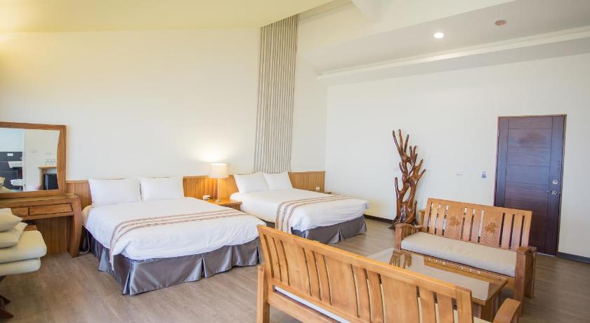 Image of Superior Quadruple Room 5