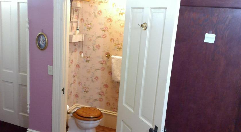 The Mays Place Bed and Breakfast photo