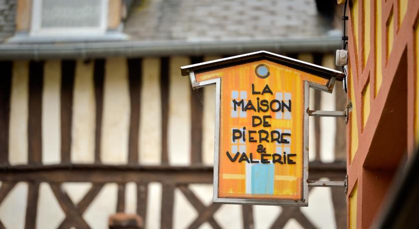 La Maison de pierre et valerie Ste Catherine - image 42