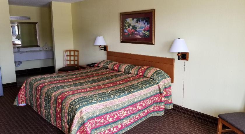 Hermitage Inn photo