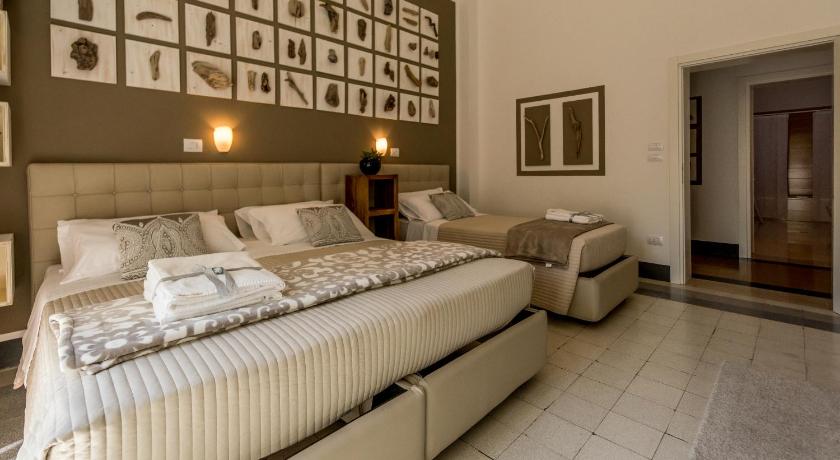 Image of Triple Room with Garden View 0