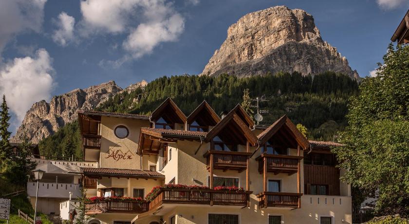 Alpin Apartments Colfosco Entire Apartment Corvara In Badia Deals Photos Reviews Alpin Apartments Colfosco Entire Apartment Corvara In Badia Deals Photos Reviews