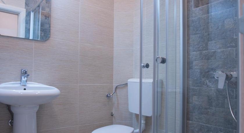 Adrovic Apartment photo