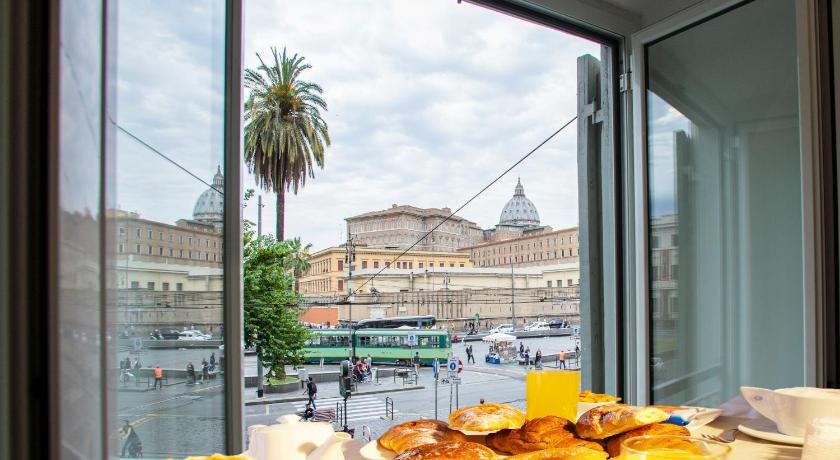 ローマ San Pietro Grand Suite 4つ星 ホテル レストラン