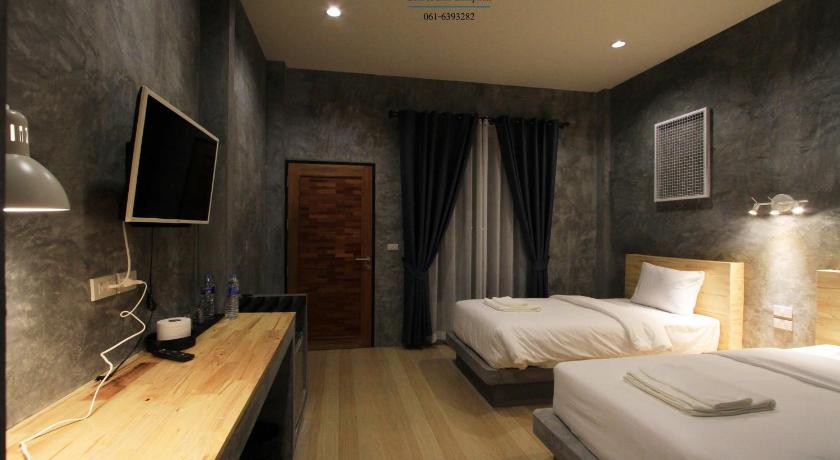 Image of Standard - (2 Single Beds) 7