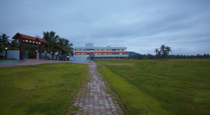 RNS Golf Resort & Nature Cure Centre photo