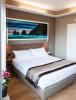 7th Floor Suite
