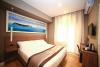7th Floor Suite
