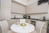 Luxury and spacious apartment (Bocconi)