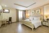 Golden Prince Hotel & Suites
