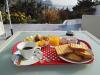 Bouganville Bed & Breakfast Stegna