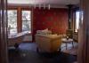 Tomah Retreat - Studio CHILL with fireplace and clawfoot bath