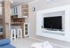 ~Sunny Blue ~ One-Bedroom Flat with Balcony