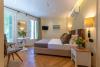 IPELHOME - Plaka Boutique Apartments