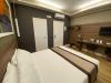 7th Floor Suite