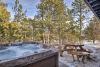 Luxe Updated Home with Grill and Hot Tub 4 Mi to RMNP