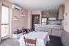 Bright apartment for 5 guests with free parking