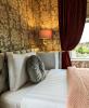 Brookside Hotel & Restaurant