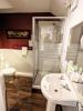 Brookside Hotel & Restaurant