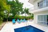 Private Villas with Pool Beach BBQ WiFi Guard Excluded Utilities