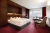 Post-Hotel