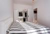 Bright Apartment Central