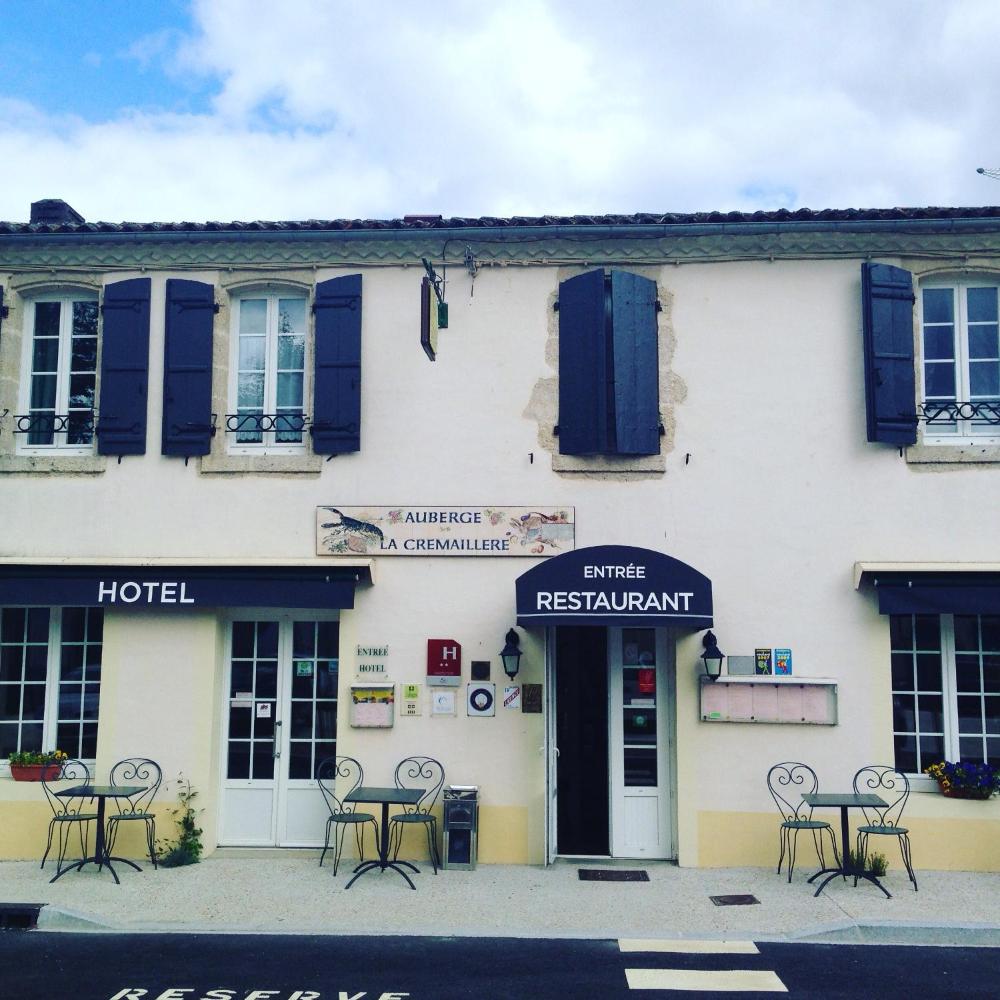 Photo - Logis Auberge La Cremaillere