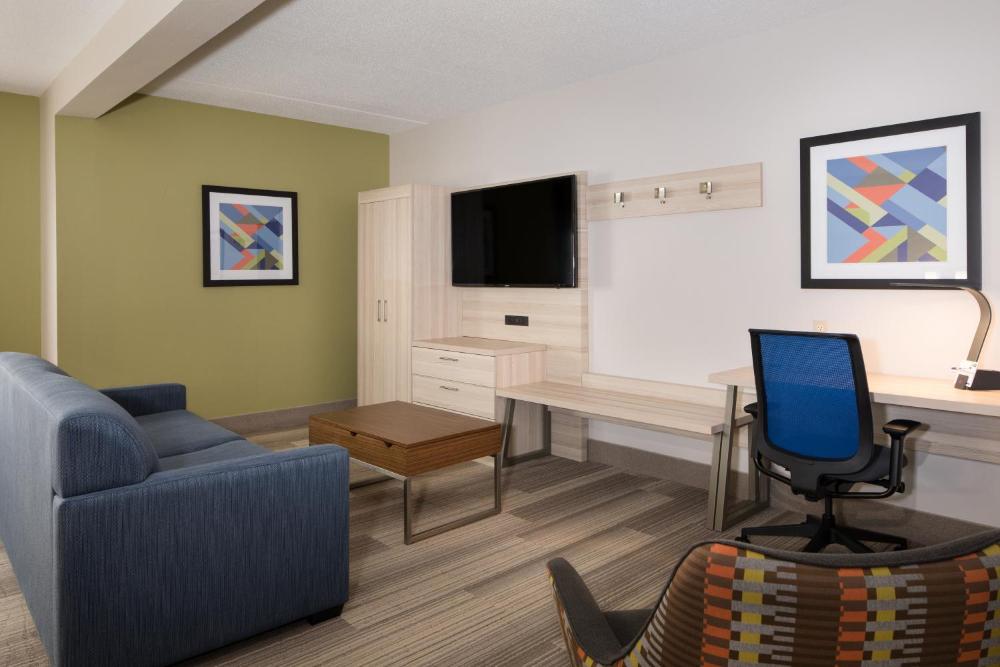 Photo - Holiday Inn Express Louisville Northeast, an IHG Hotel