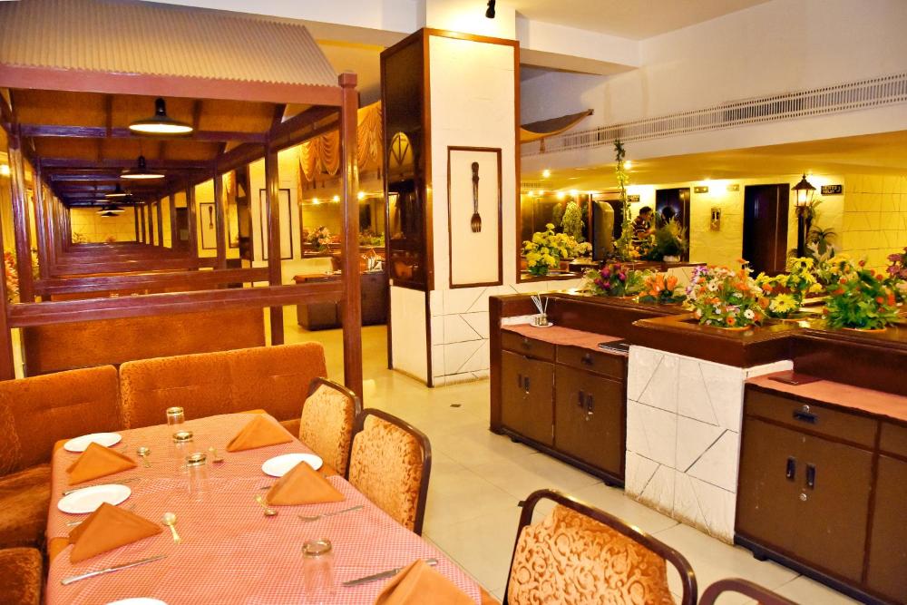 Hotel Poonja International