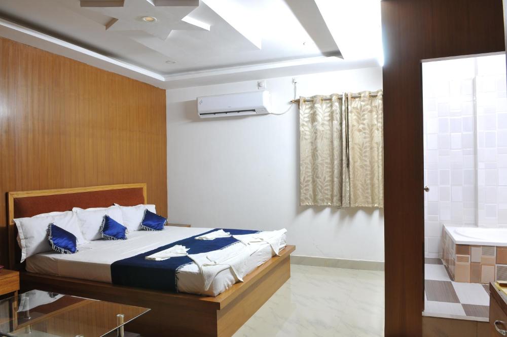 New Hotel Shiva