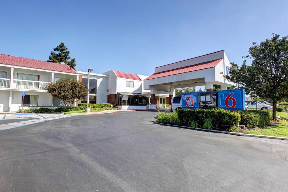 Photo - Motel 6-Santa Ana, CA - Irvine - Orange County Airport