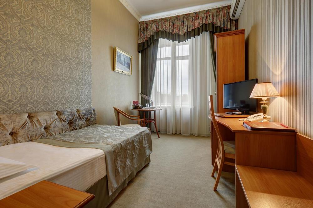 Room Image 3