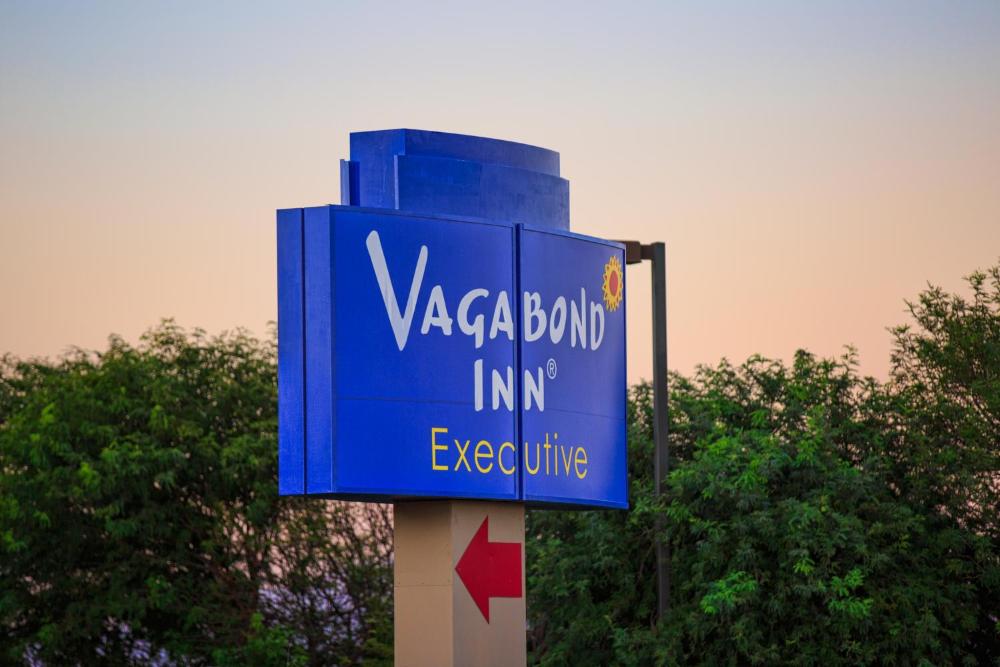 Photo - Vagabond Inn Executive