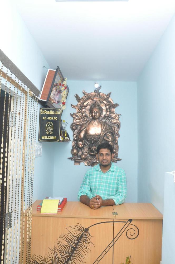 SriPaadha Inn Kanipakam