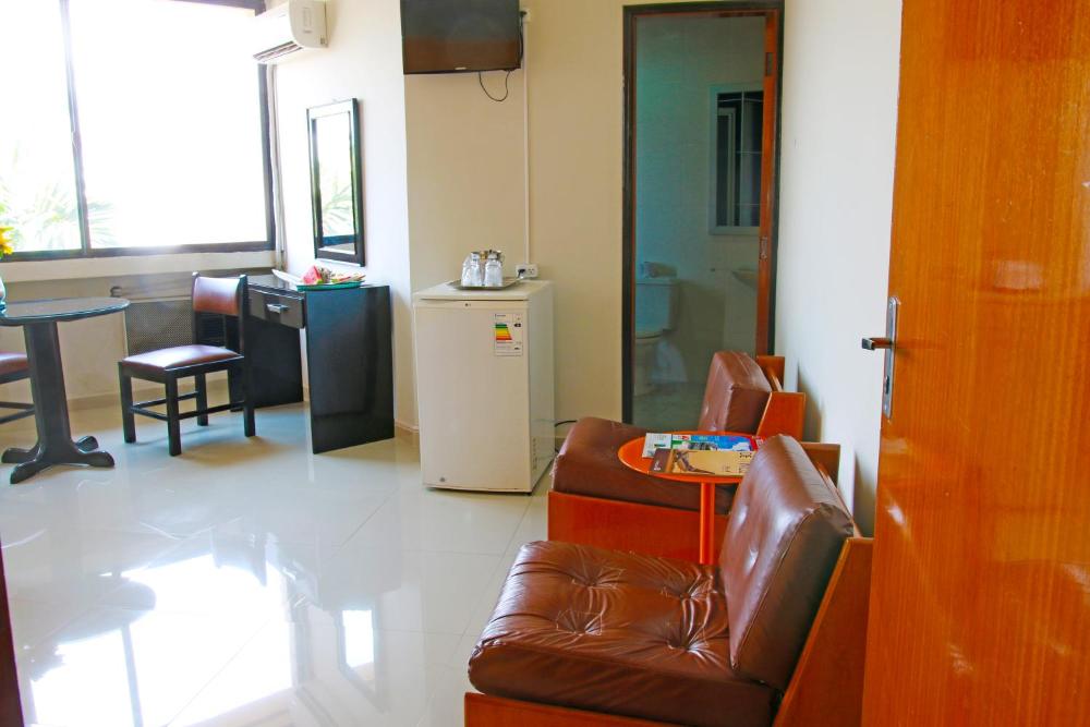 Room image 3