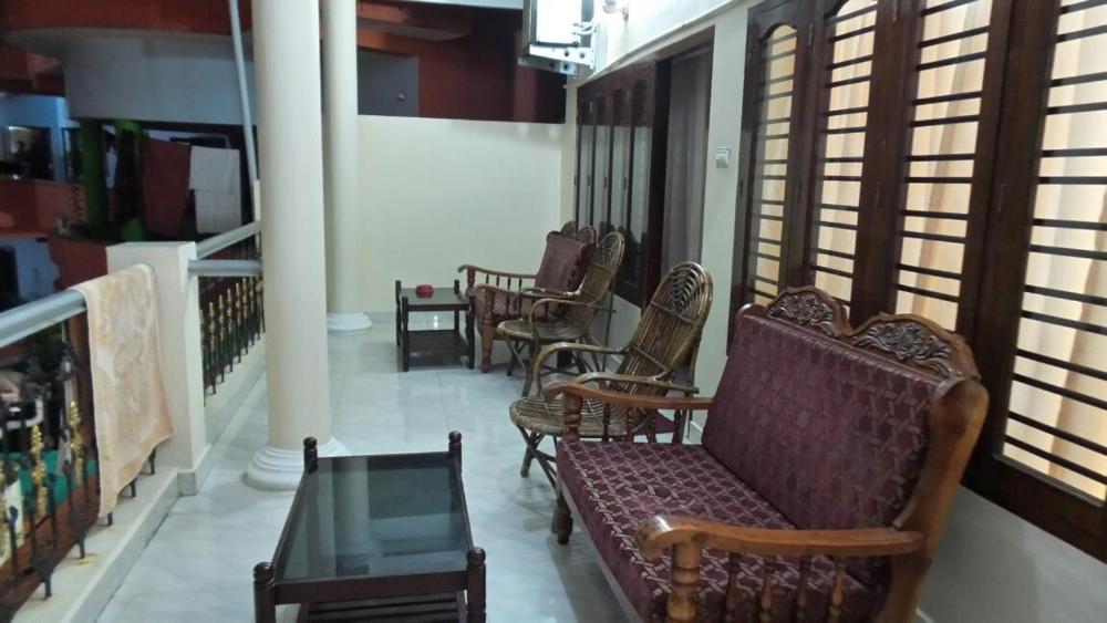 Marina Guest House