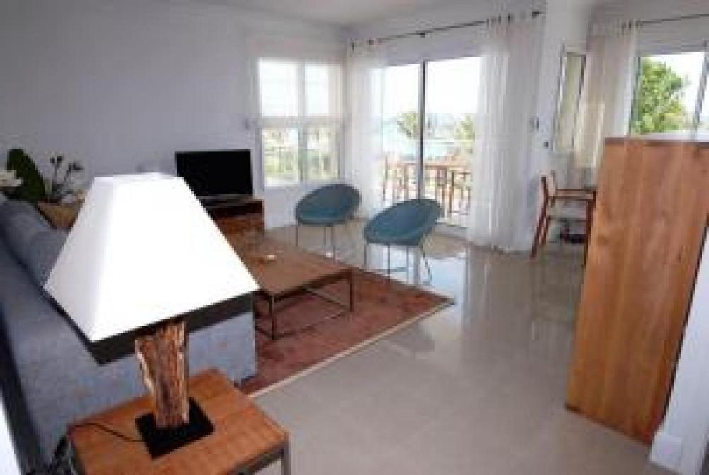 Photo - Stunning 2 Bed, 2 Bath Apt on the Cannes sea front has swimming pool and is a secure modern building