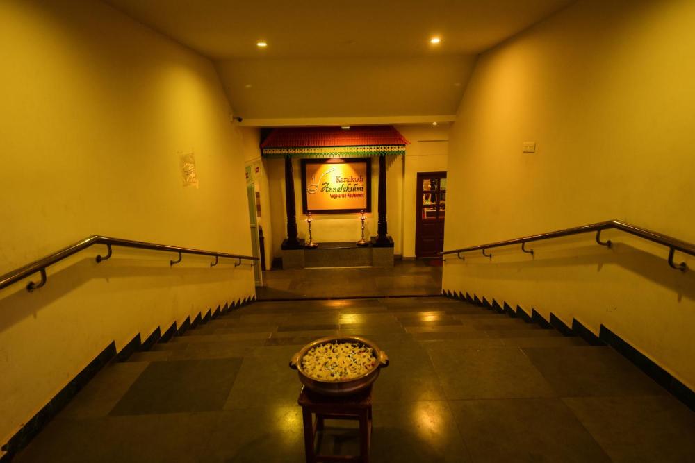 Hotel Ess Pe Inn