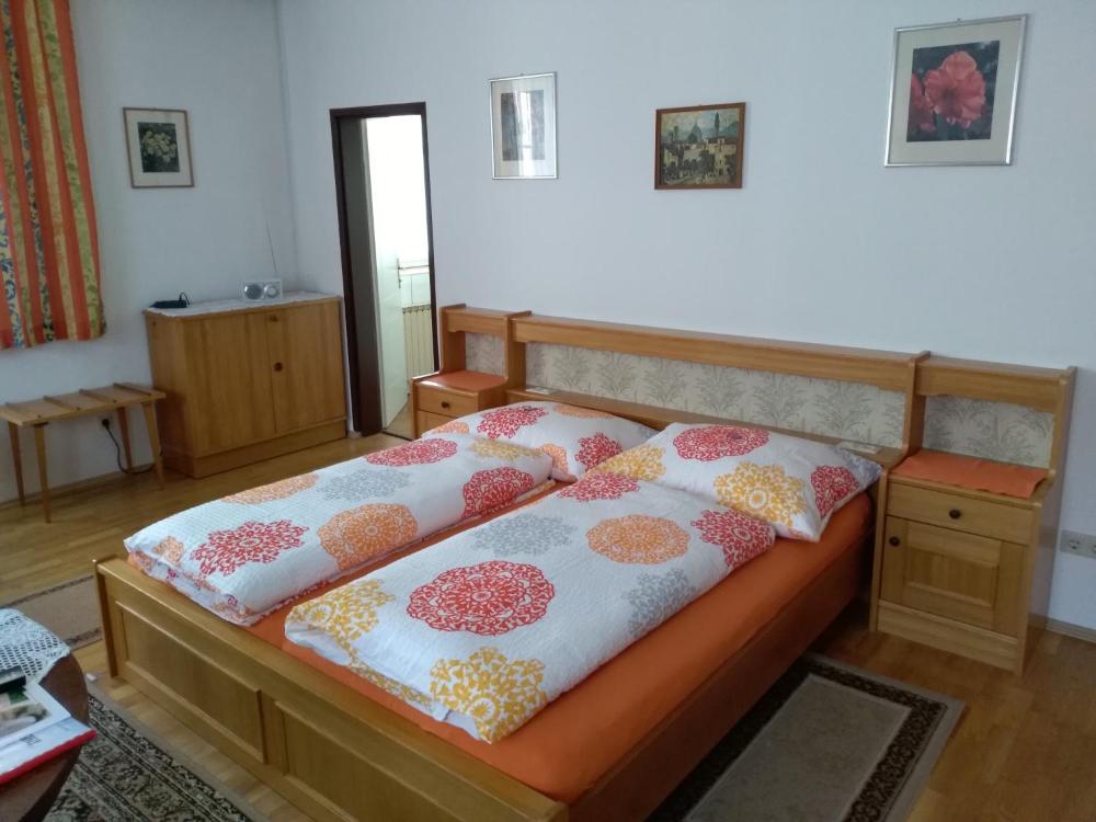 Haus Stadt Prag Prices Photos Reviews Address Austria