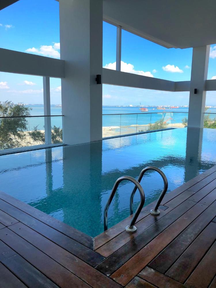Sunrise Gurney Seafront Duplex Prices Photos Reviews Address Malaysia