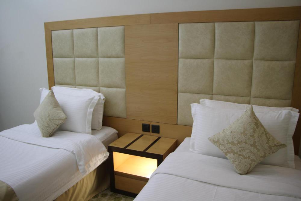 Room image 2