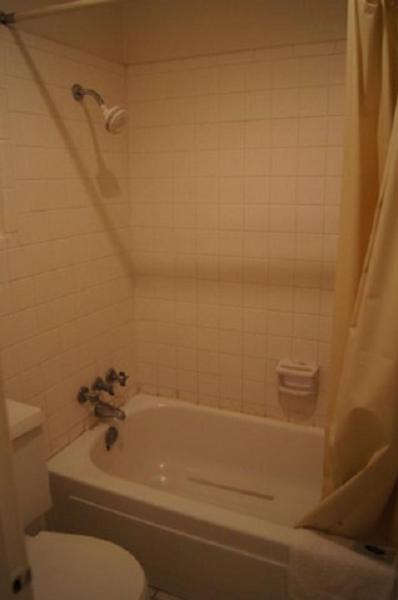 Room image 2