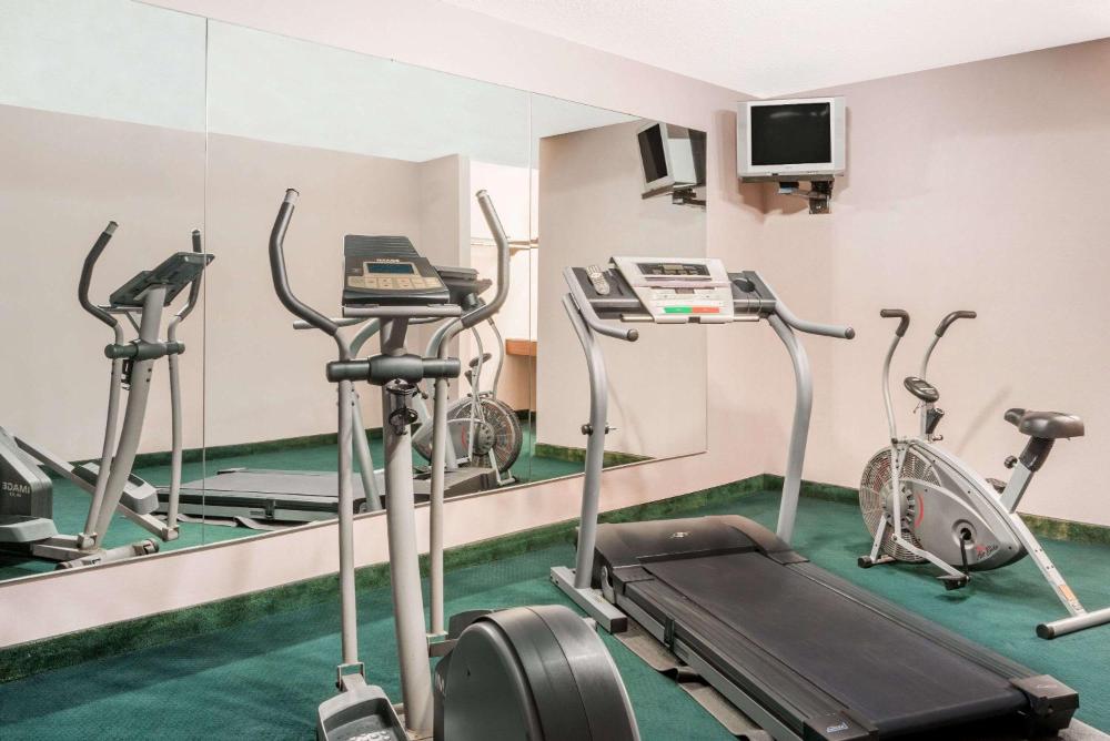 Knights Inn fitness
