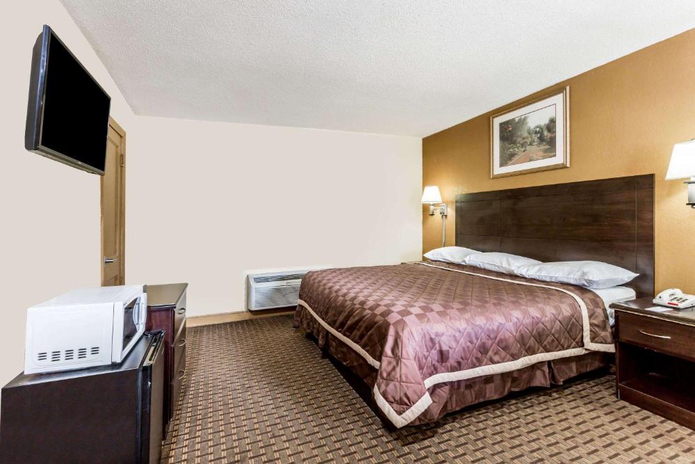 Knights Inn® Hotels Accommodations