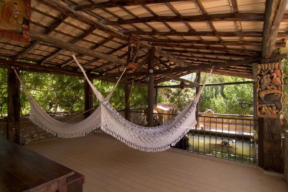 Get Moradia hammock For iPhone