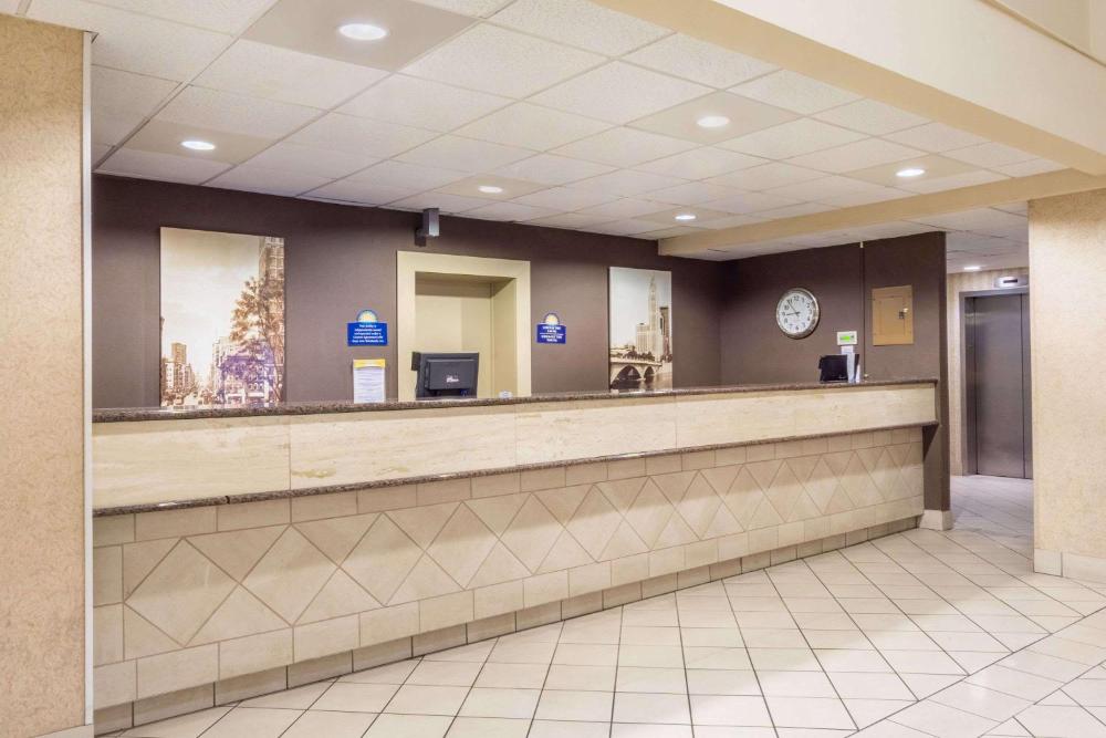 Photo - Days Inn by Wyndham Columbus Airport