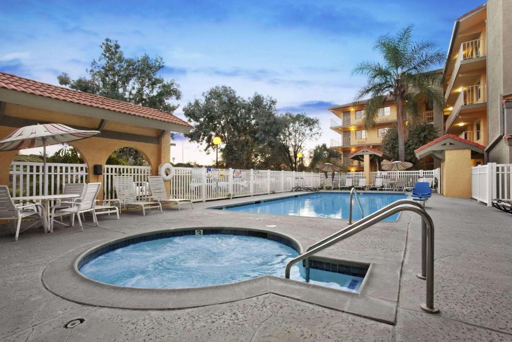 Photo - Days Inn by Wyndham Buena Park