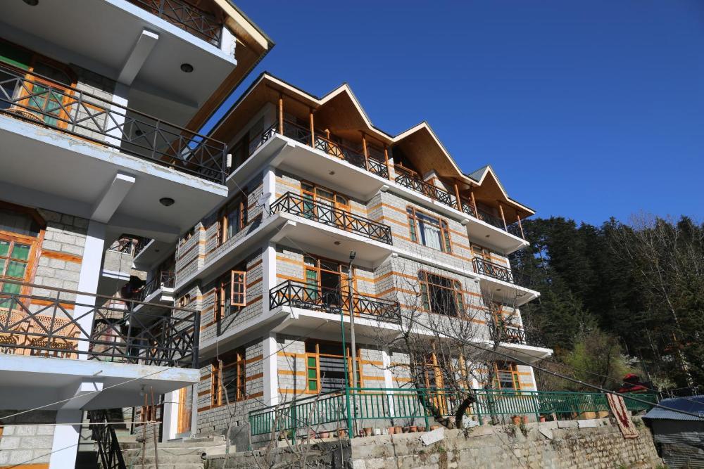 Mountain Trail Manali Hotel