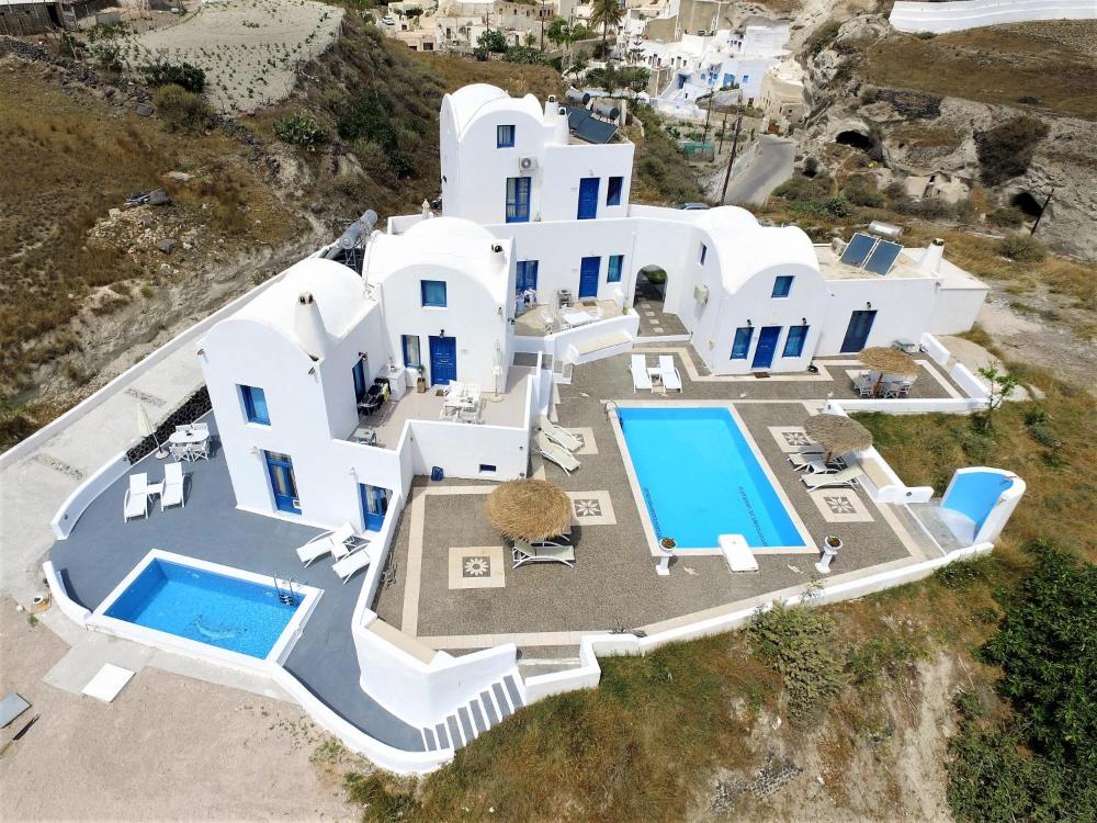 Photo - Santorini Traditional Suites